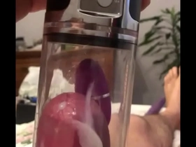 Vacuum pump cumshot