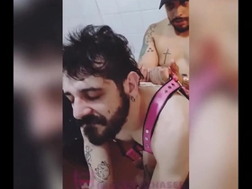 Kinky chaser levando rola no encontro calor de homem
