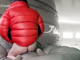 Overfilled mountain hardwear down jacket gets covered in cum after fetish bioscience experiment !!!